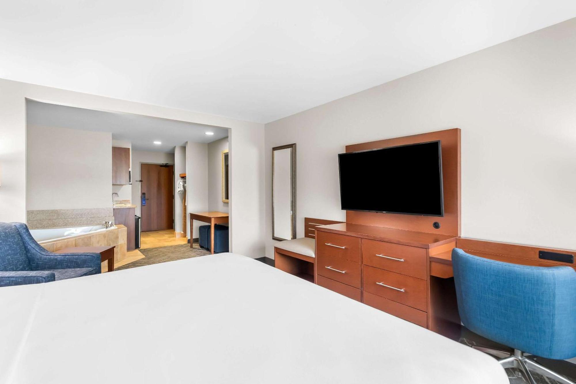 Comfort Inn & Suites Mountain Iron And Virginia Dış mekan fotoğraf